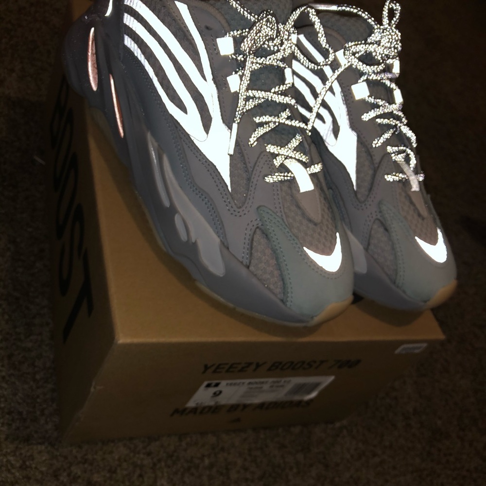 Yeezy 700